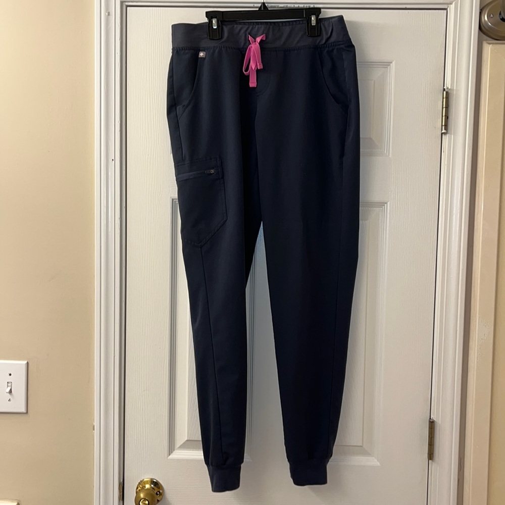 Figs Zamora jogger scrub pants size Medium TALL